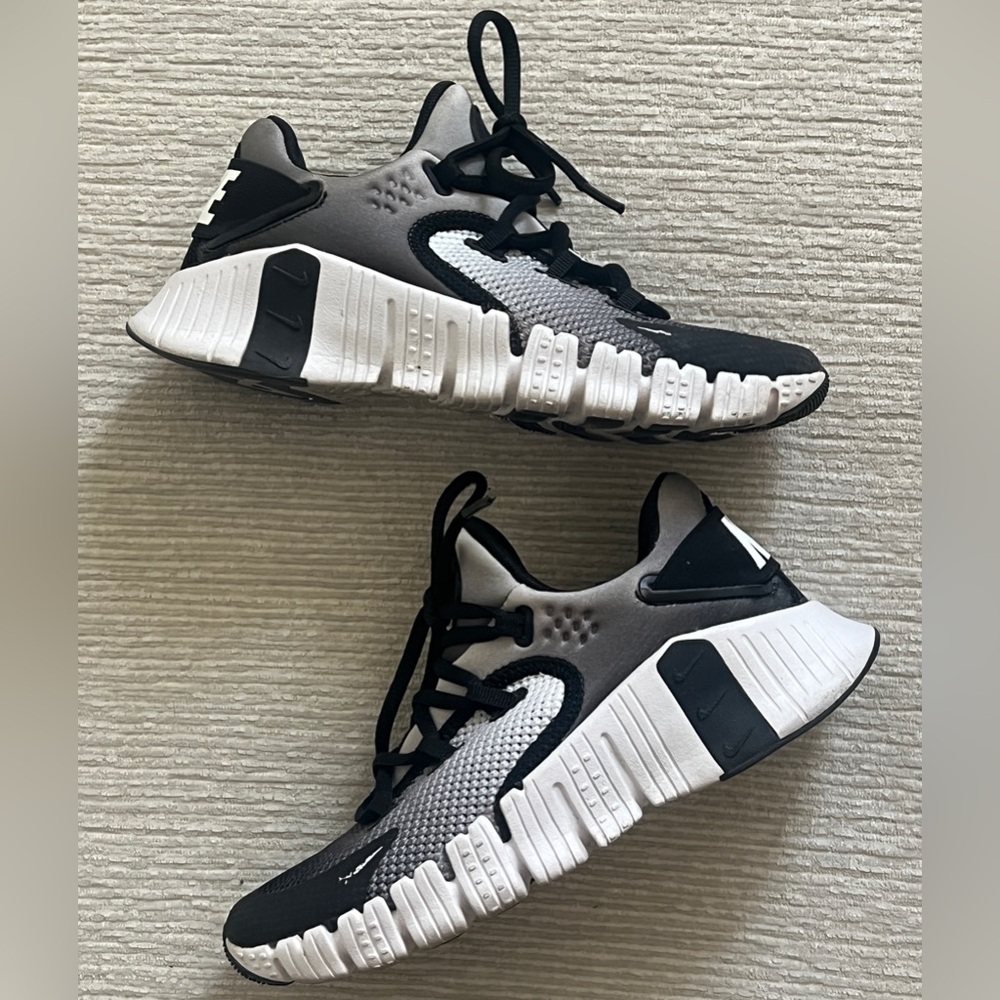 Nike Black and White Metcon